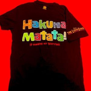 Disney lionKing t shirt size L